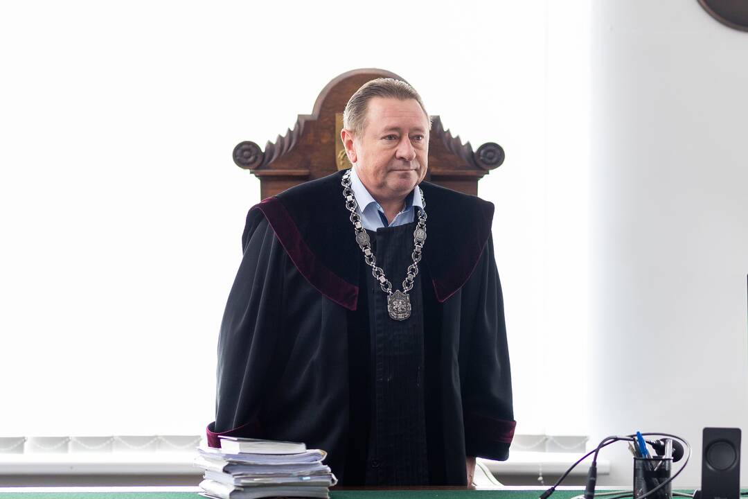 E. Dragūno byla dėl pasipriešinimo pareigūnams