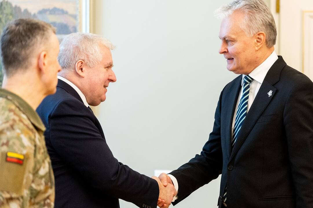Netikėtas G. Nausėdos ir A. Anušausko susitikimas: ministras žada trauktis iš pareigų?