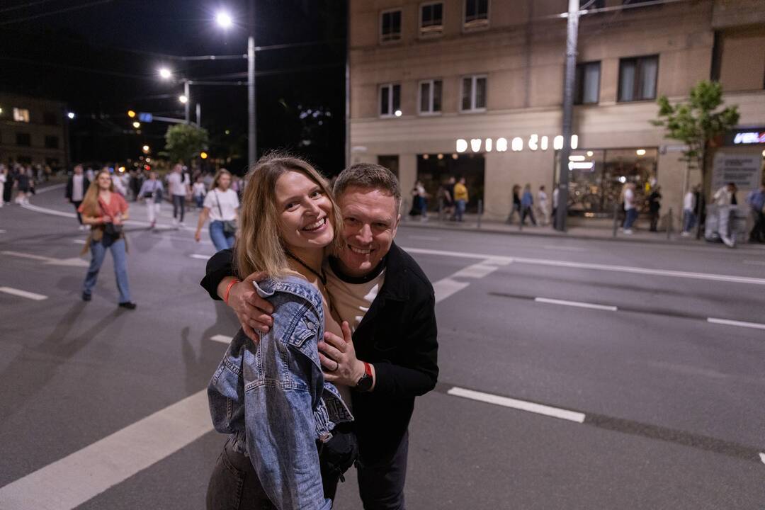 Daugiatūkstantinė minia po Justino Timberlake'o koncerto
