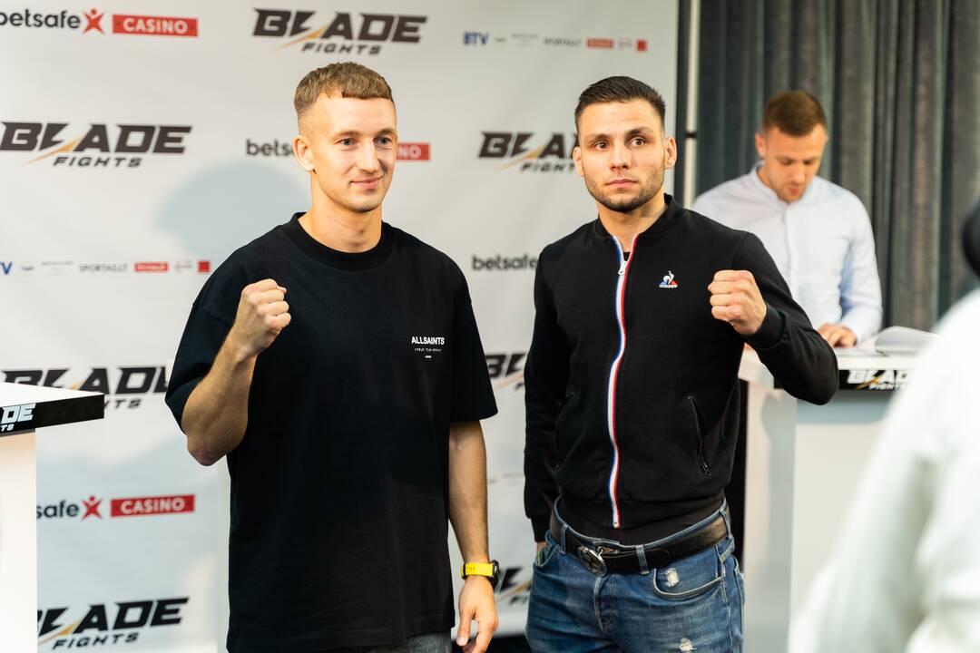 Įspūdžiai: „Blade fights“ mišrių menų kovotojai jau pasiruošę būsimai kovai.