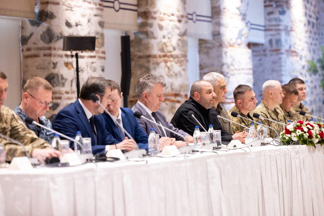 Ukrainos pareigūnas: dar vienas derybų su rusais raundas įmanomas, bet kol kas tokių planų nėra