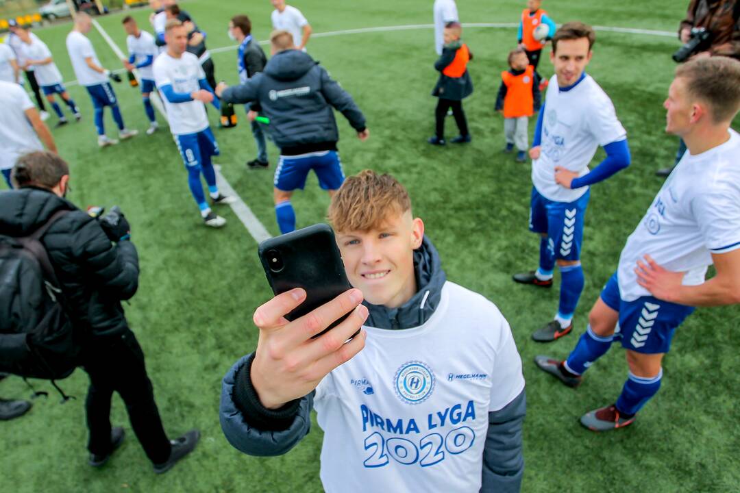 Derlius: "Kauno Žalgirio" futbolininkai šiemet pirmą sykį laimėjo A lygos medalius, tiesa, pasirodymą Europoje baigė jau po pirmo etapo.