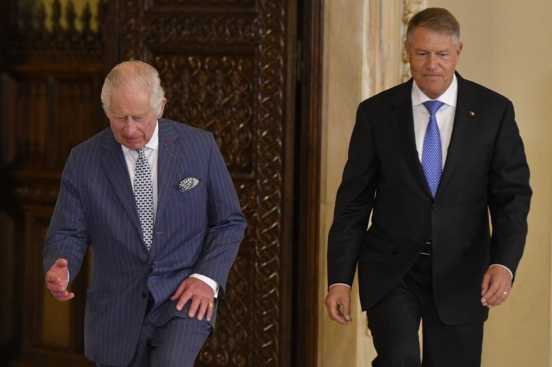 Britų karalius Charlesas III atvyko į Rumuniją pirmojo vizito po karūnavimo