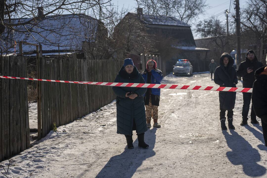 Rusija smogė Ukrainai raketomis ir dronais