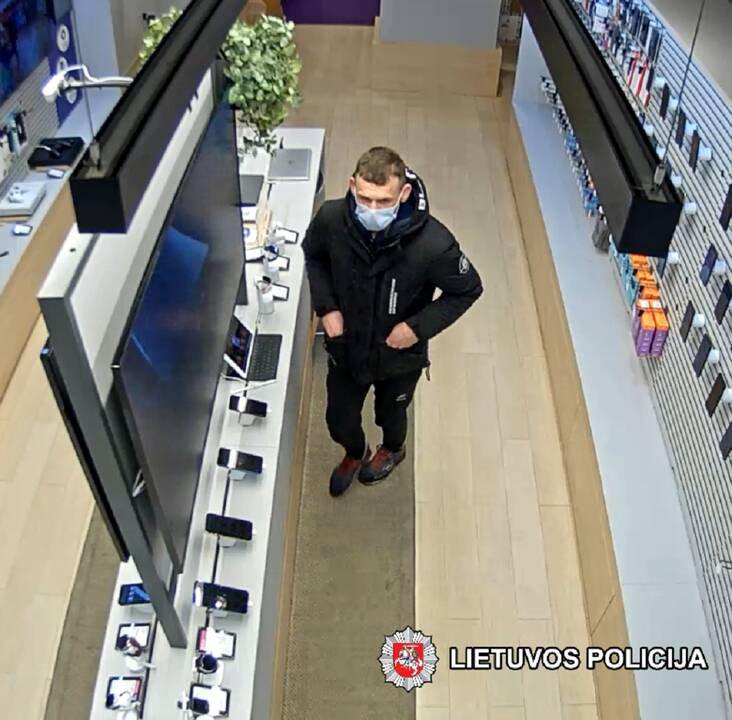 Vilniaus policija aiškinasi, kas nesusimokėjo už išmanųjį laikrodį: prašo atpažinti vyrą nuotraukoje