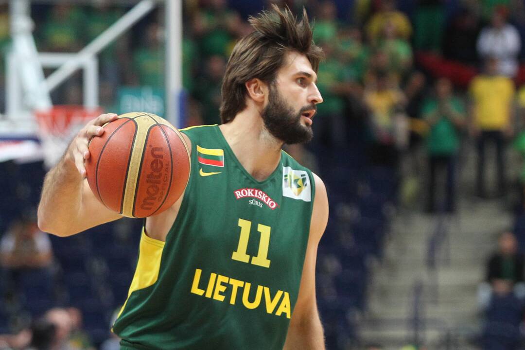 Krepšininkas L. Kleiza tapo tėvu