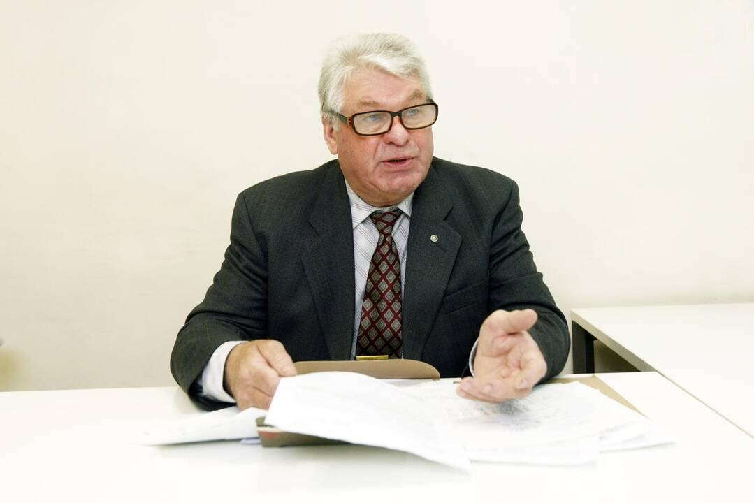 Realybė: įsibaiminę klaipėdiečiai jau žino, kad nepilnamečiai nusikaltėliai gatvėje aukų gali tykoti ir dieną, ir naktį.