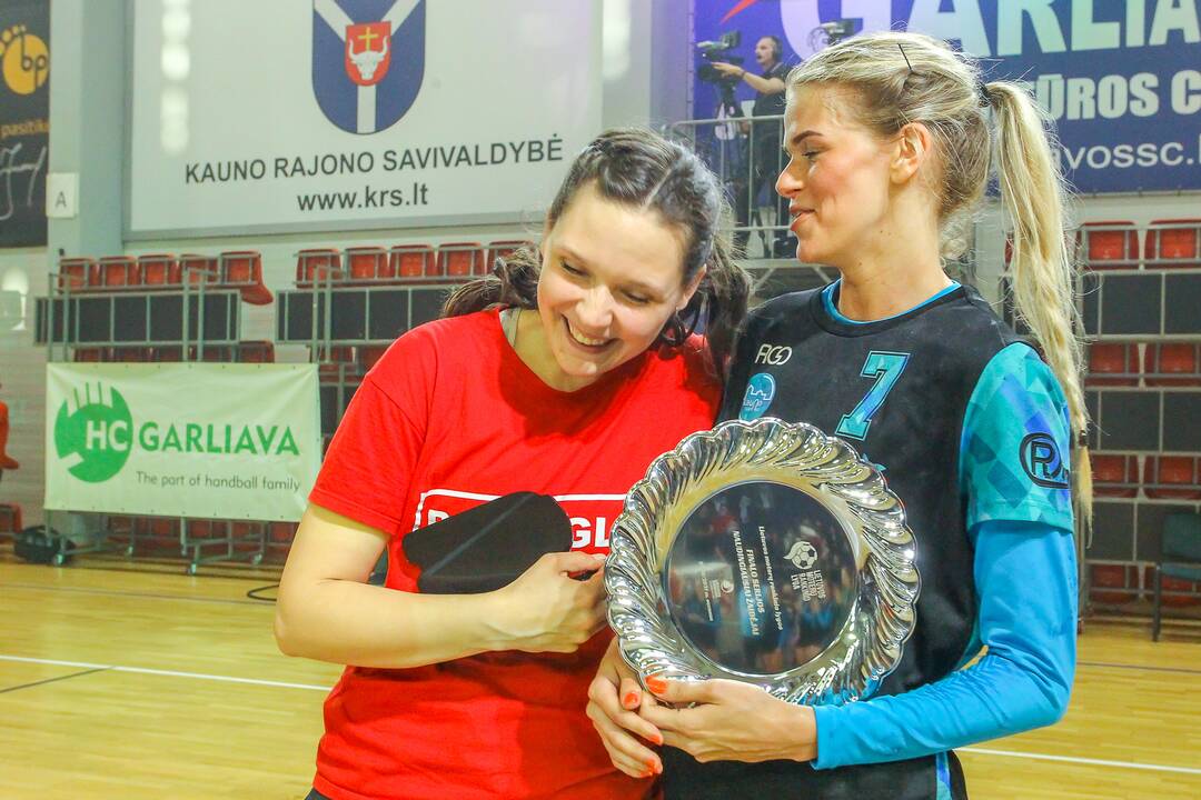 Lietuvos moterų rankinio čempionato apdovanojimai