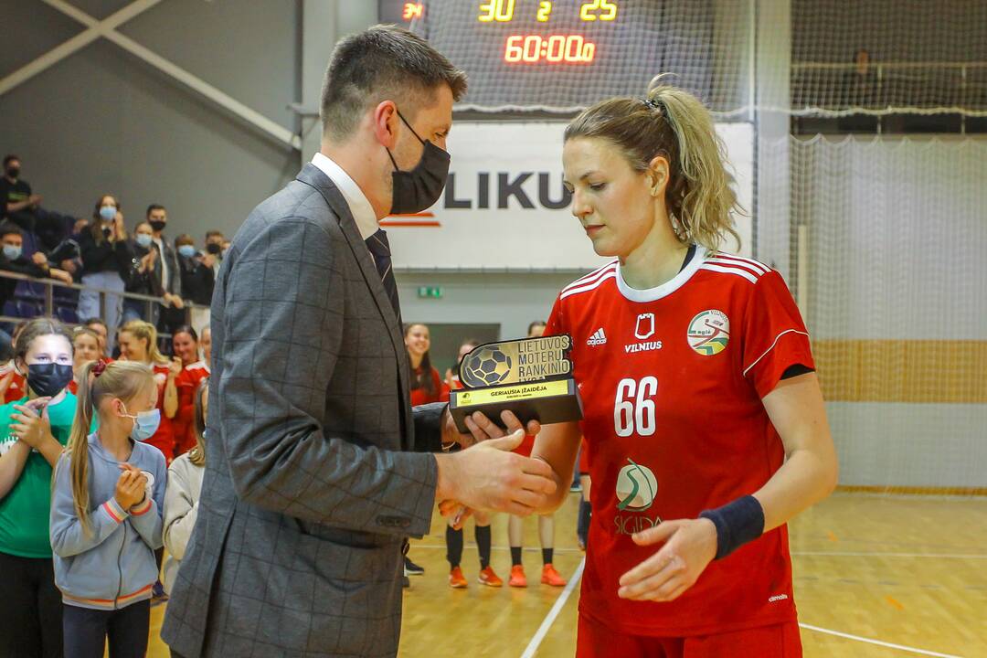 Lietuvos moterų rankinio čempionato apdovanojimai
