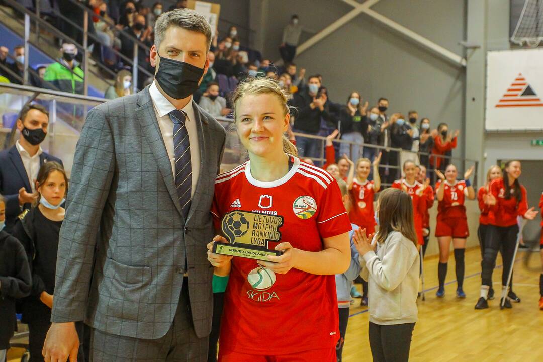 Lietuvos moterų rankinio čempionato apdovanojimai