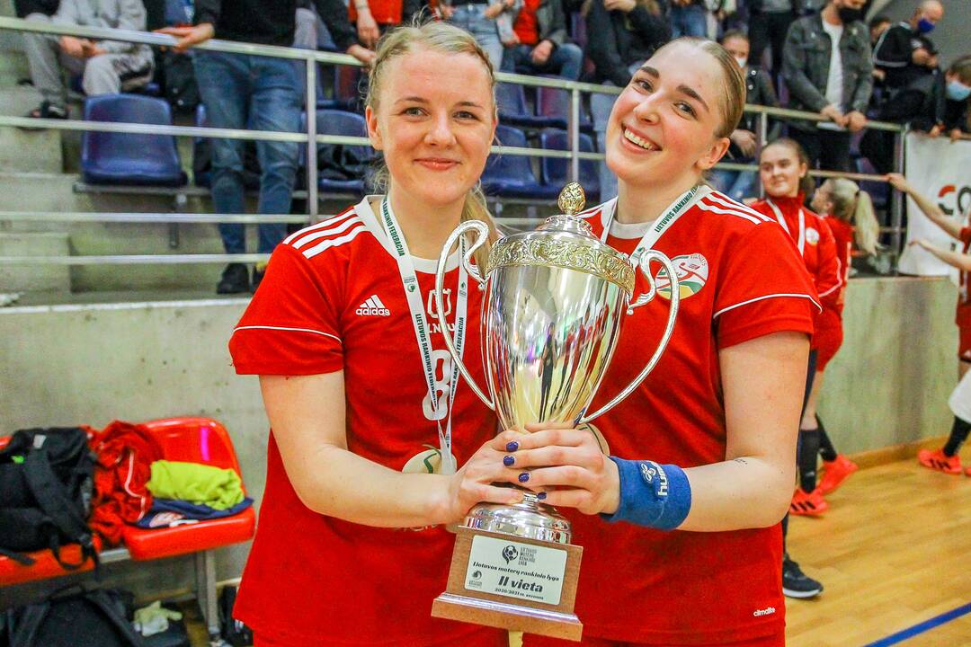 Lietuvos moterų rankinio čempionato apdovanojimai