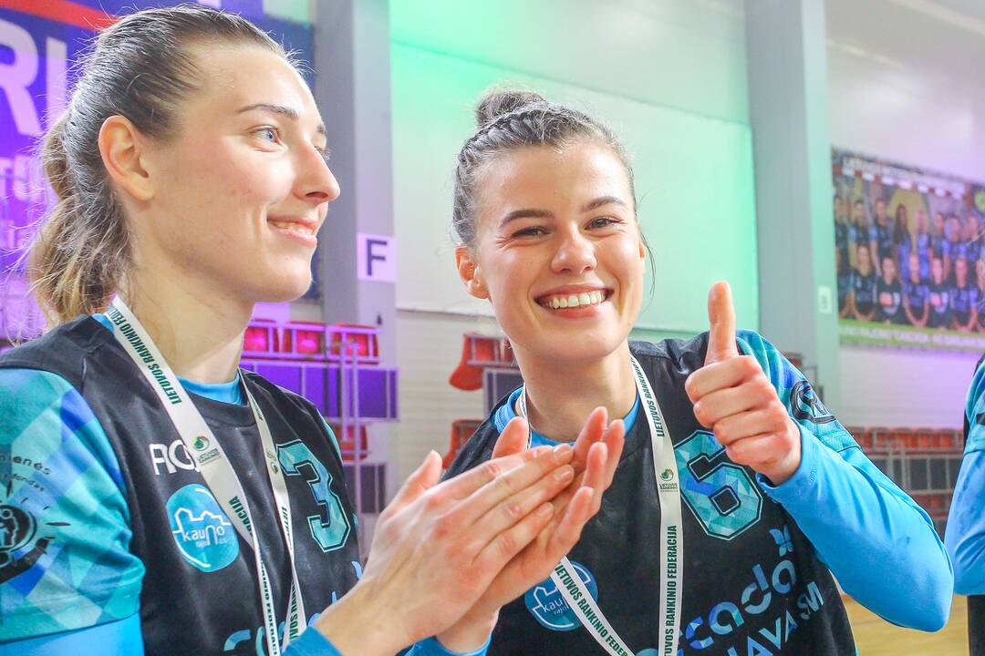 Lietuvos moterų rankinio čempionato apdovanojimai