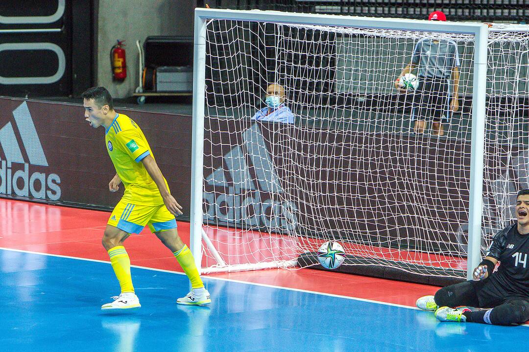 Kazachstanas – Kosta Rika 6:1 | Futsalo PČ