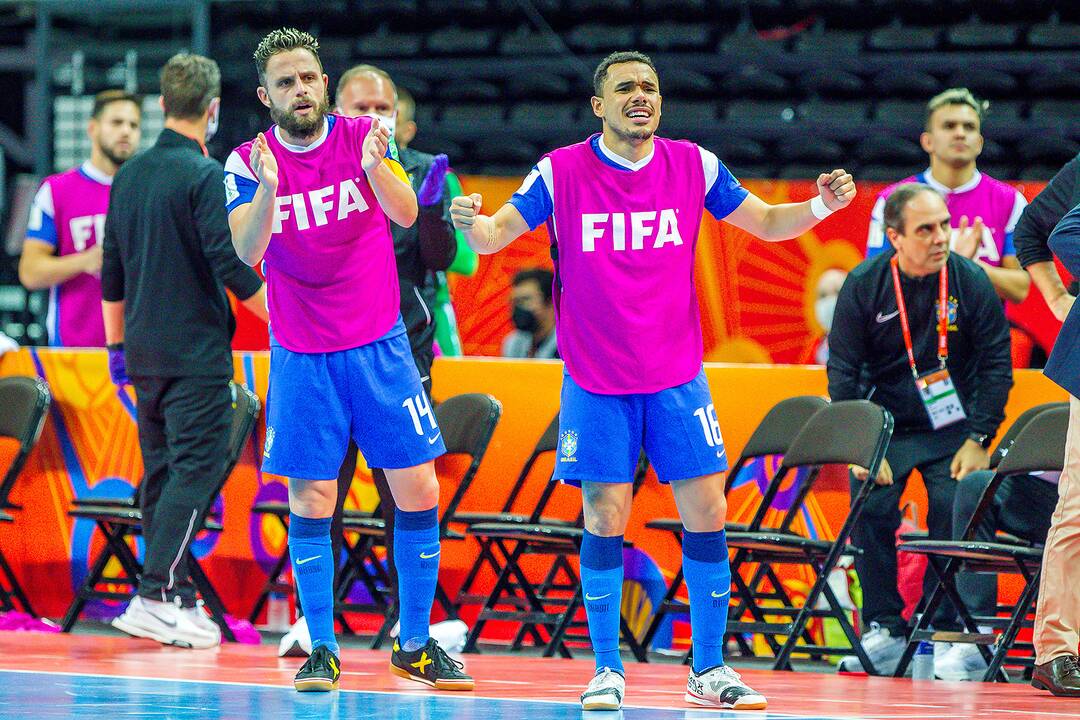 Brazilija – Kazachstanas 4:2 | Futsalo PČ