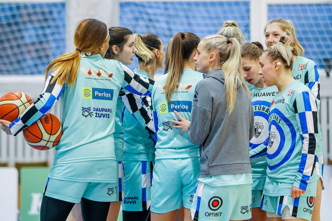 Moterų lyga: „Aistės-LSMU“ – „Neptūnas“ 55:81