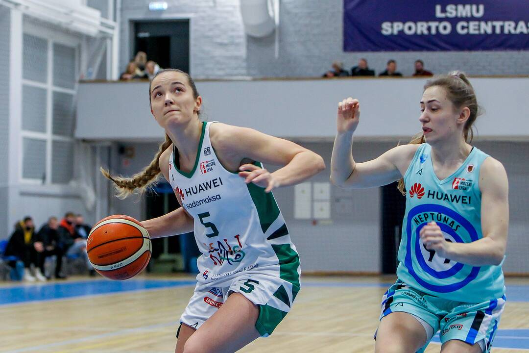 Moterų lyga: „Aistės-LSMU“ – „Neptūnas“ 55:81