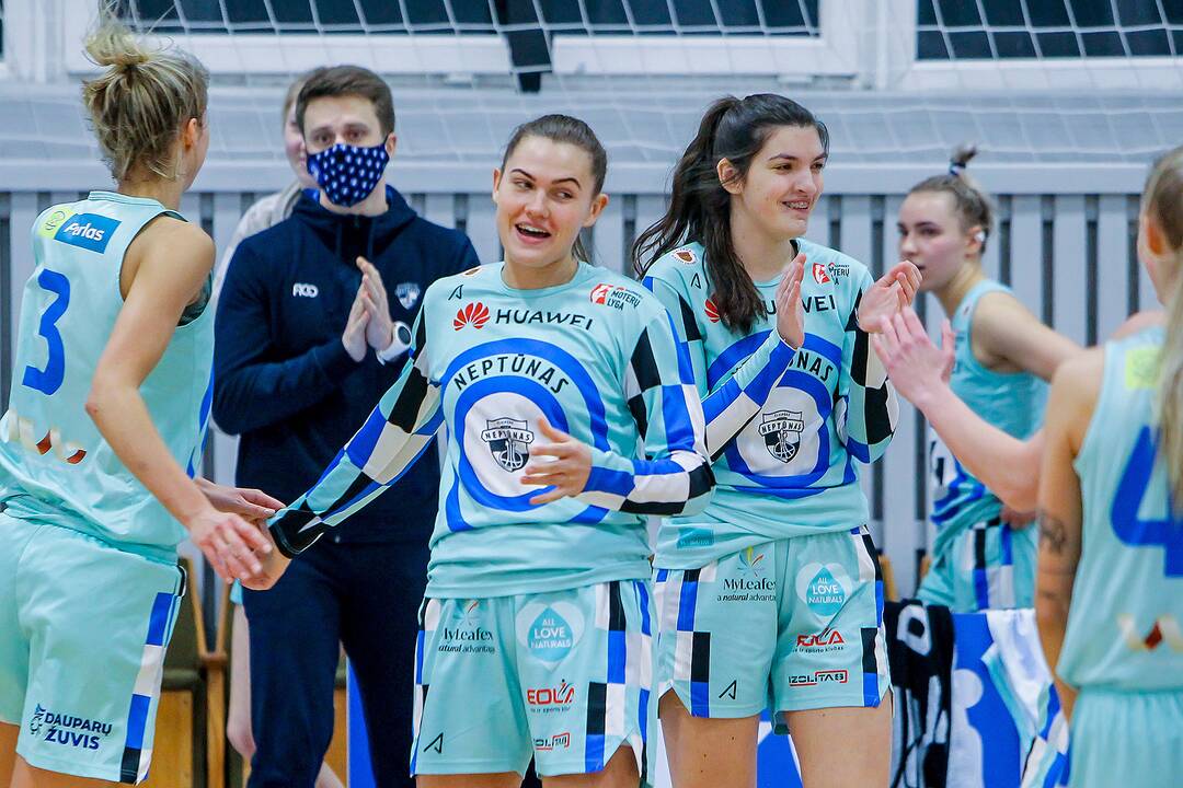 Moterų lyga: „Aistės-LSMU“ – „Neptūnas“ 55:81