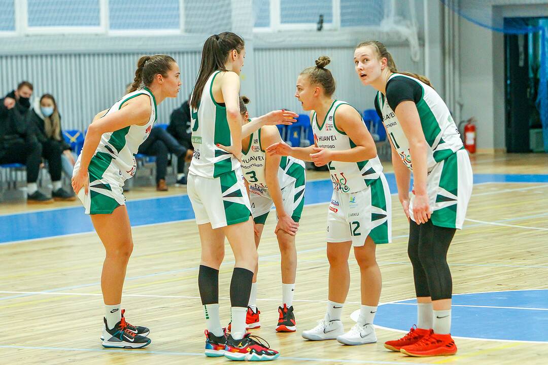 Moterų lyga: „Aistės-LSMU“ – „Kibirkštis-MRU“ 55:82
