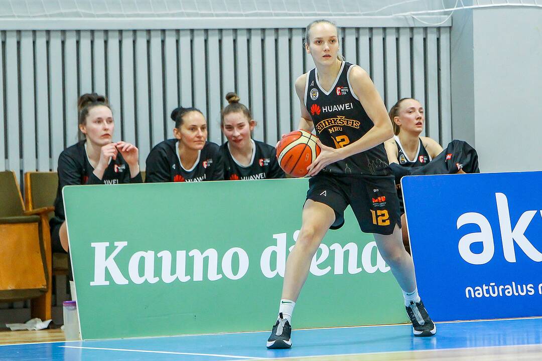 Moterų lyga: „Aistės-LSMU“ – „Kibirkštis-MRU“ 55:82