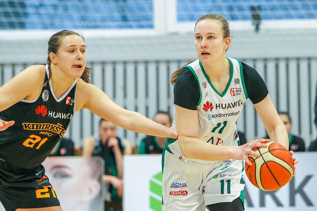 Moterų lyga: „Aistės-LSMU“ – „Kibirkštis-MRU“ 55:82