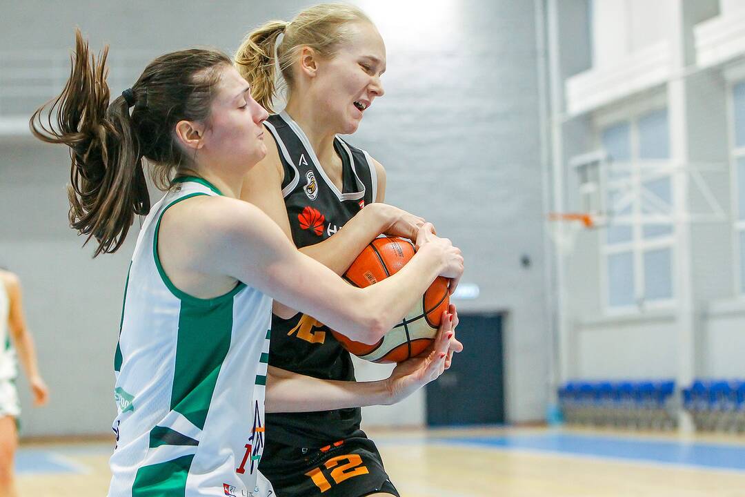 Moterų lyga: „Aistės-LSMU“ – „Kibirkštis-MRU“ 55:82