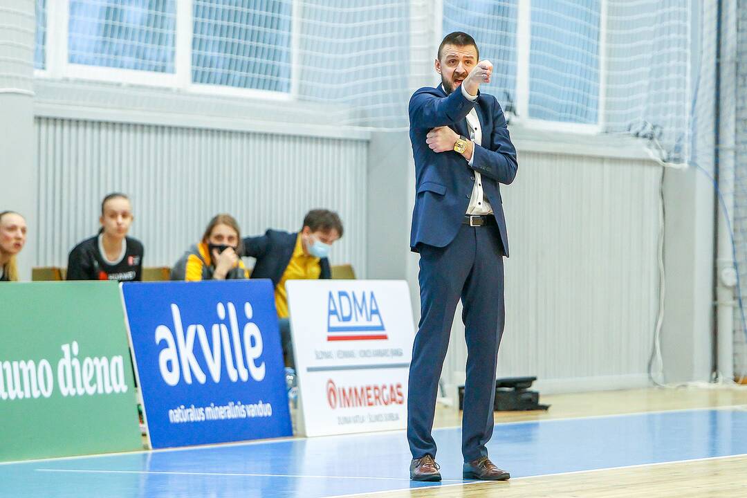 Moterų lyga: „Aistės-LSMU“ – „Kibirkštis-MRU“ 55:82