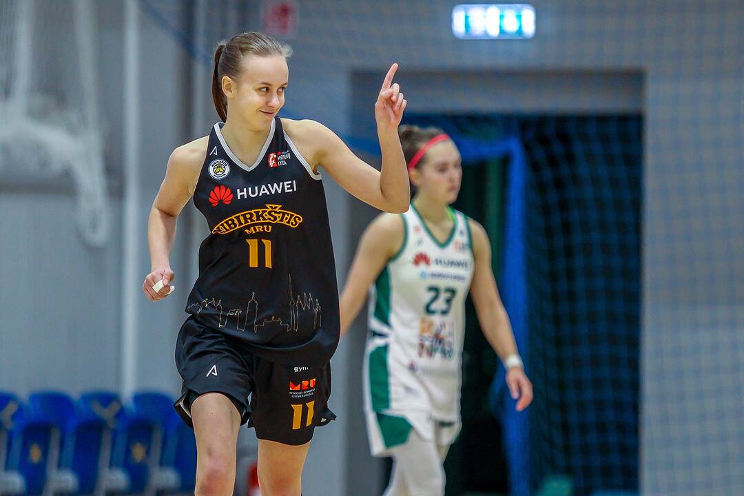 Moterų lyga: „Aistės-LSMU“ – „Kibirkštis-MRU“ 55:82