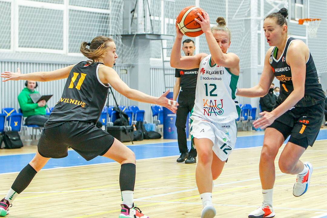 Moterų lyga: „Aistės-LSMU“ – „Kibirkštis-MRU“ 55:82