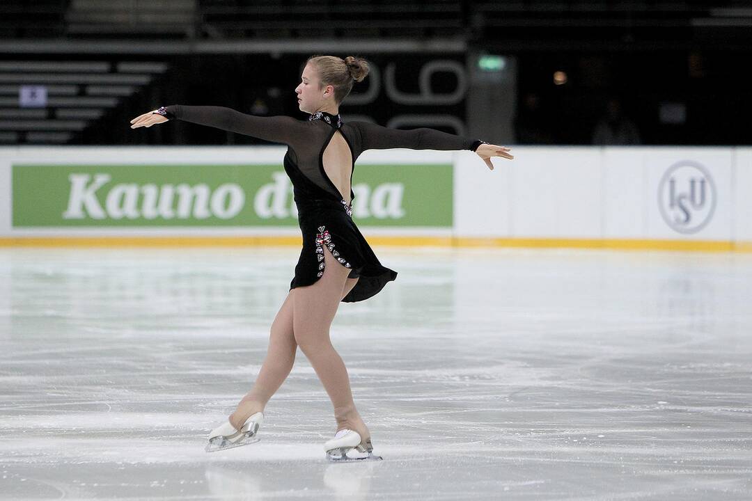 „Amber Cup“. Merginų trumpoji programa