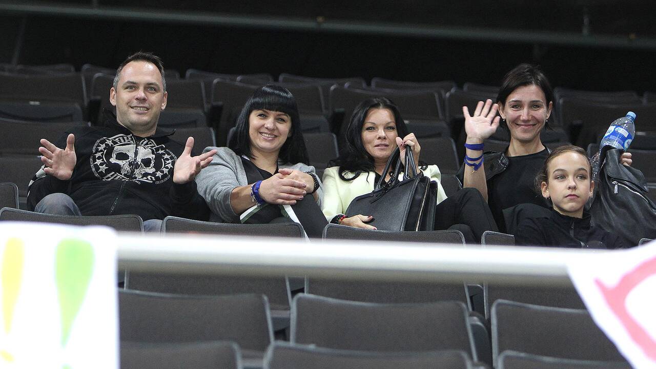 „Amber Cup“. Merginų trumpoji programa