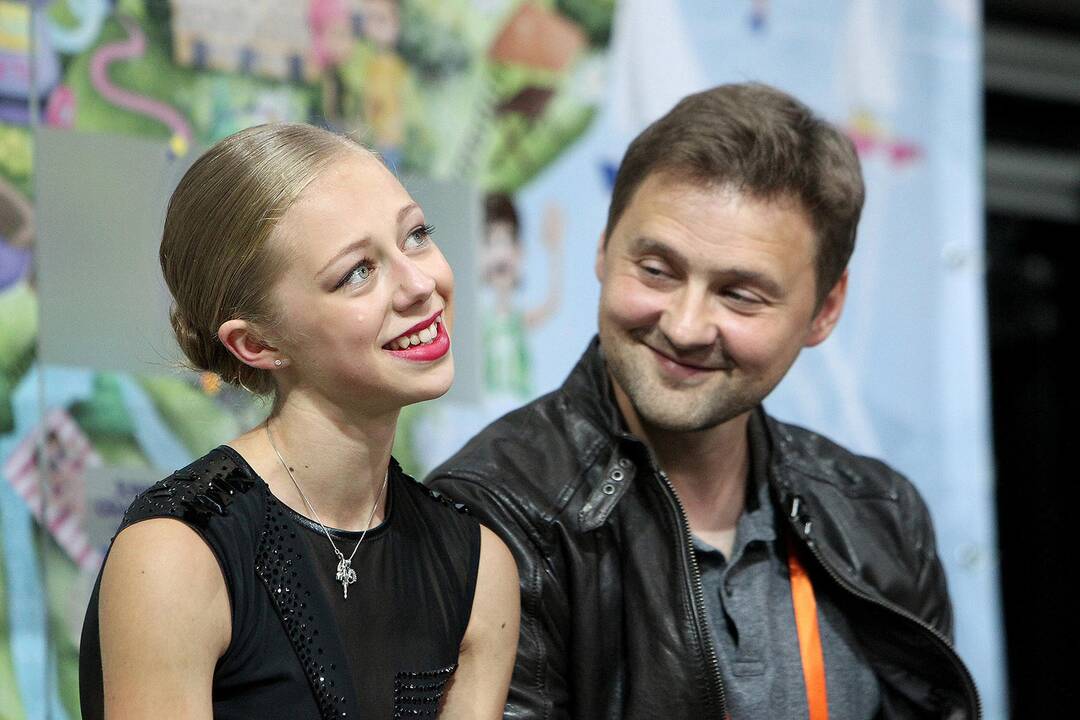 „Amber Cup“. Merginų trumpoji programa