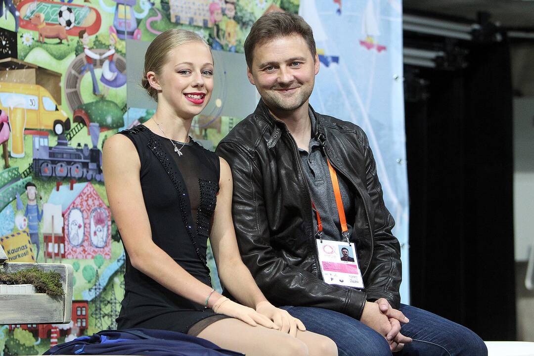 „Amber Cup“. Merginų trumpoji programa