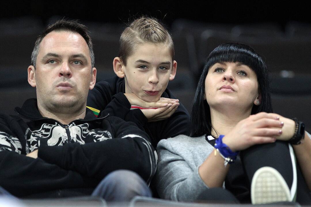 „Amber Cup“. Merginų trumpoji programa