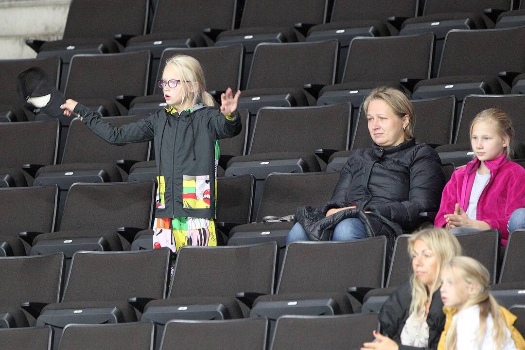 „Amber Cup“. Merginų trumpoji programa