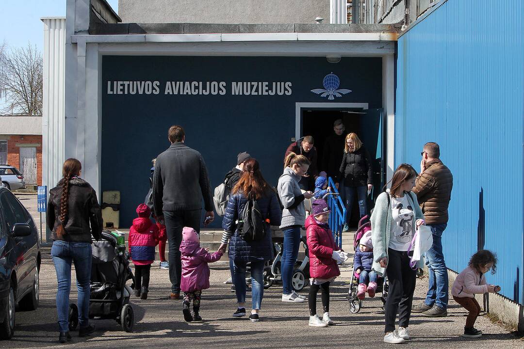 „Atvelykis tarp lėktuvų“ Aleksote