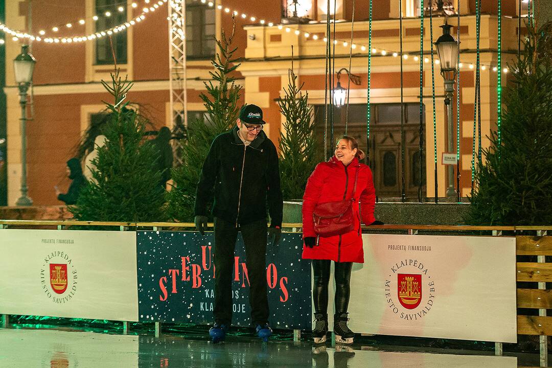 Čiuožykla Teatro aikštėje