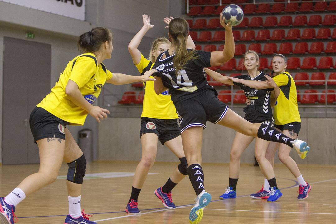 BMRL: „Garliava“ – „Gorodničanka“ 32:30