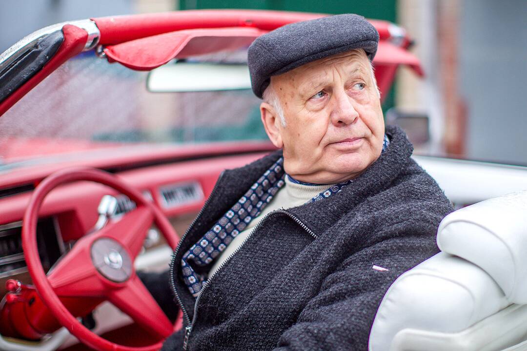 V. Gineika ir jo „Cadillac“ automobiliai