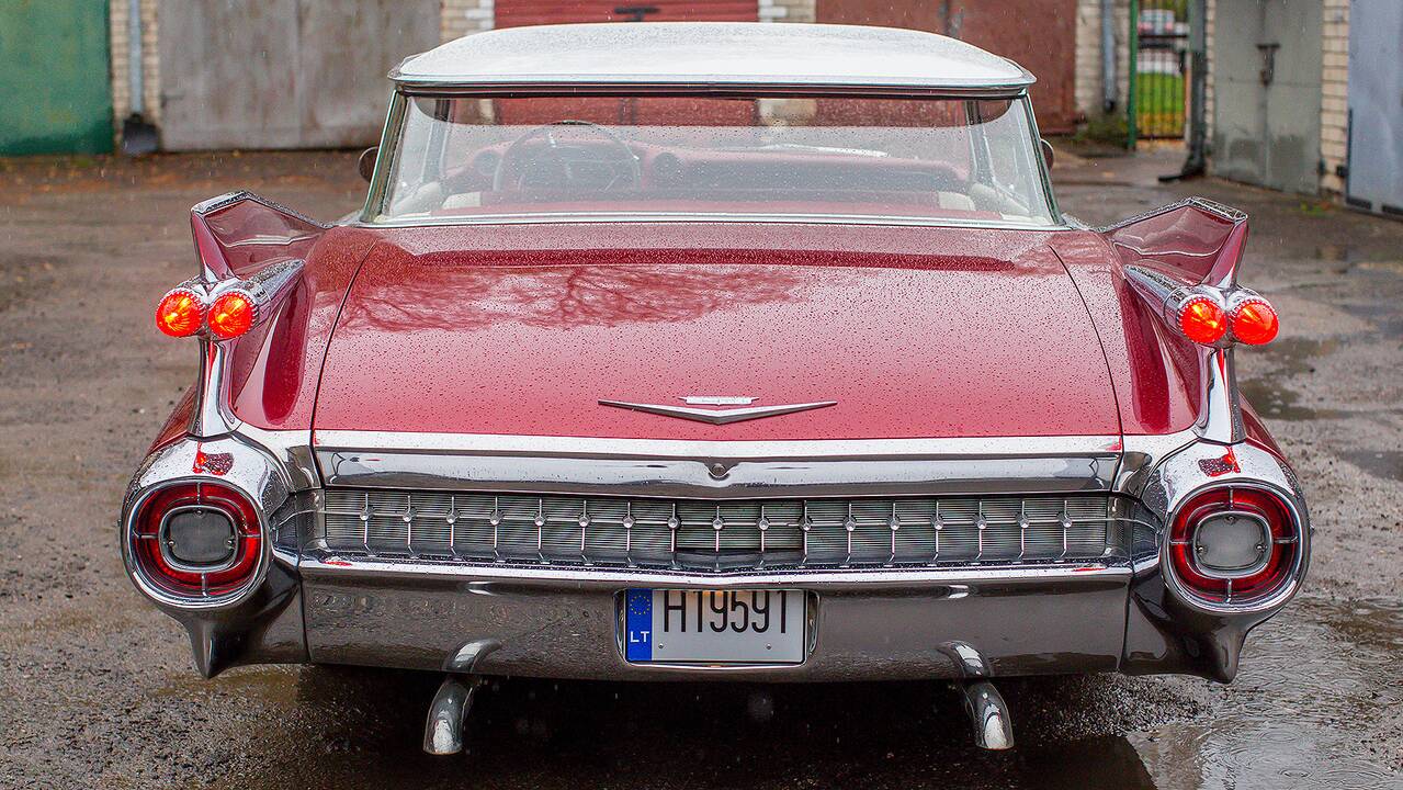 V. Gineika ir jo „Cadillac“ automobiliai