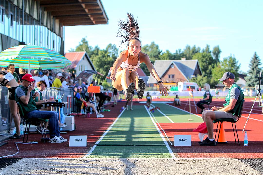 Lengvoji atletika. Lietuvos čempionatas. 1 diena
