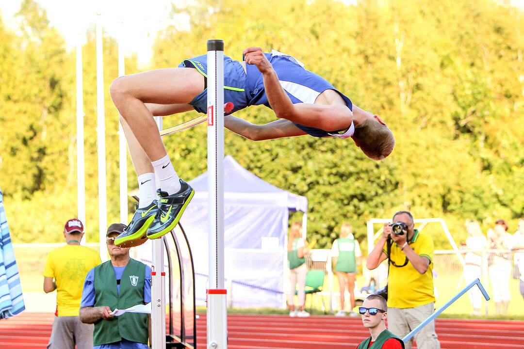 Lengvoji atletika. Lietuvos čempionatas. 1 diena