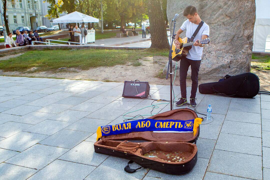 Vilnių užplūdo Ukrainos futbolo fanai