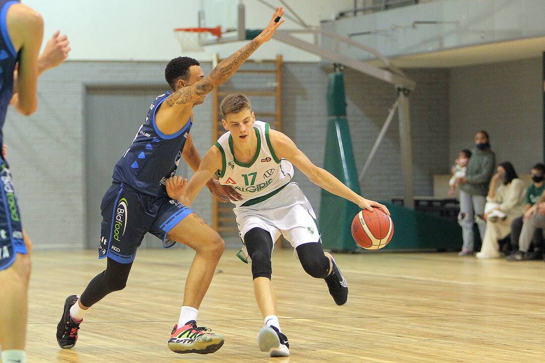 KMT: „Žalgiris-2“ – „Cbet“ 84:87