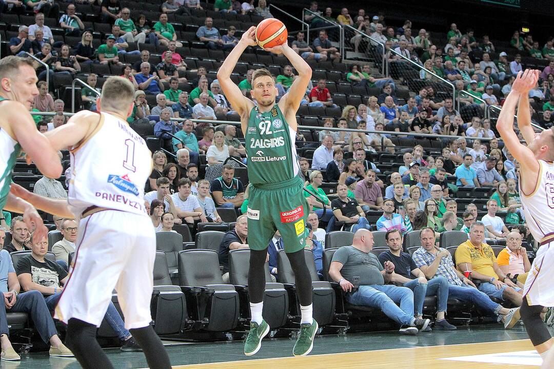 LKL pusfinalis: „Žalgiris“ – „Lietkabelis“ 78:58