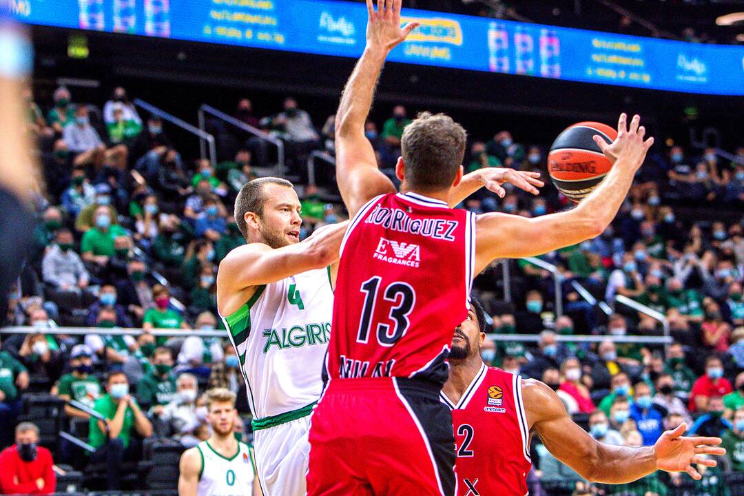 „We're Back“ turnyras: „Žalgiris“ – „Olimpia“ 70:88