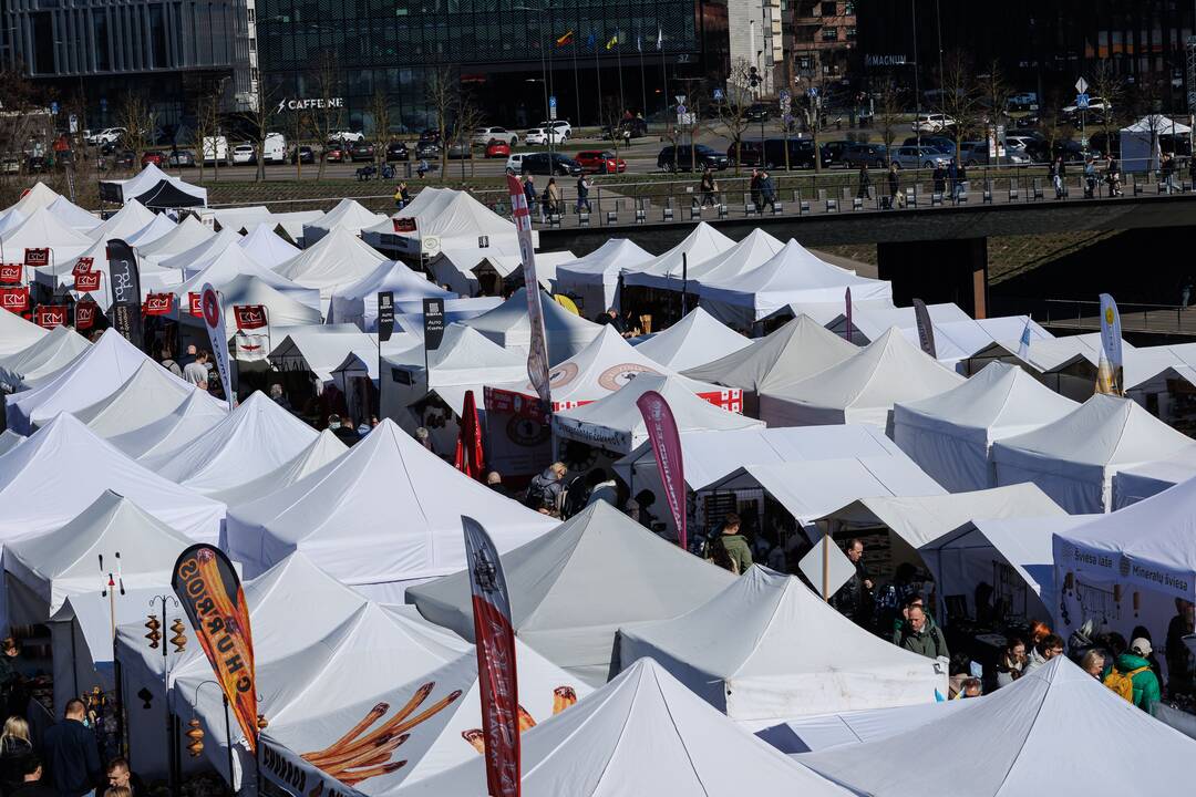 Kaziuko mugė Kaune: nuo tradicinių verbų iki rytietiškų skanėstų