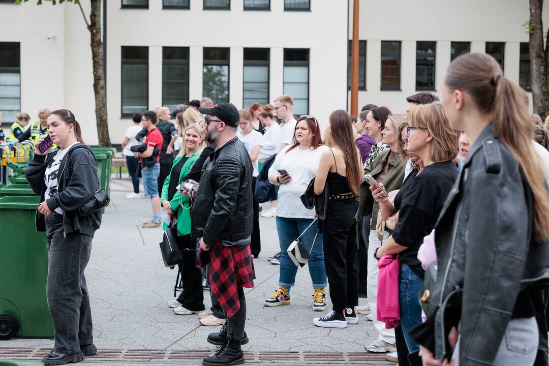 Žmonės renkasi į Justino Timberlake`o koncertą Kaune