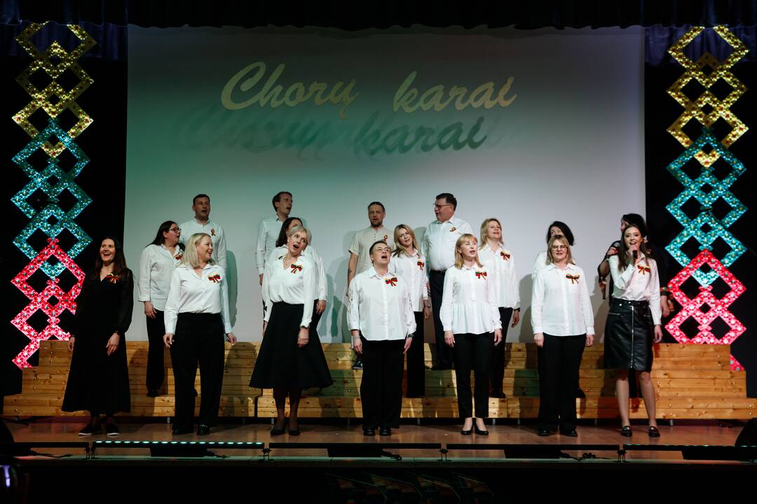 LSMU gimnazijoje - Dainų šimtmečiui skirti "Chorų karai"