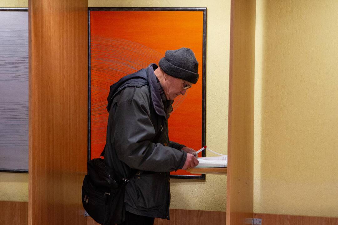 Lietuviai balsuoja savivaldybių tarybų ir merų rinkimuose