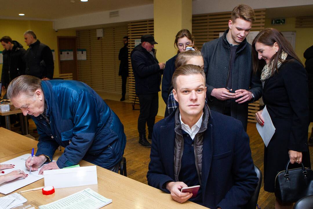 Lietuviai balsuoja savivaldybių tarybų ir merų rinkimuose